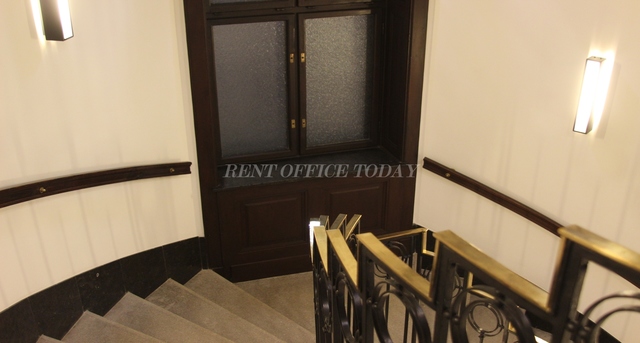 office rent goldenes quartier office-1