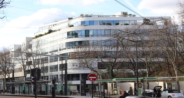 مكتب للايجار 1 boulevard victor-1