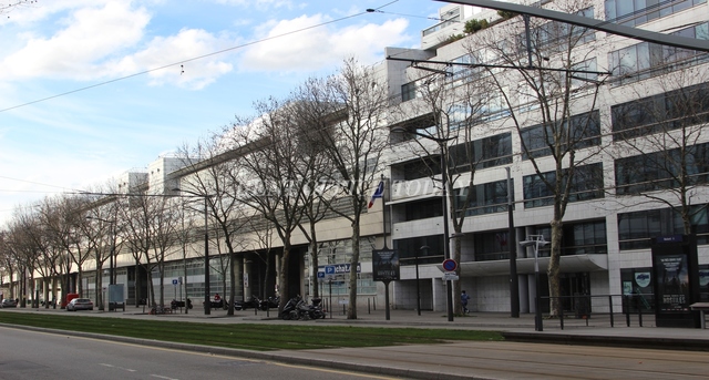 مكتب للايجار 1 boulevard victor-1