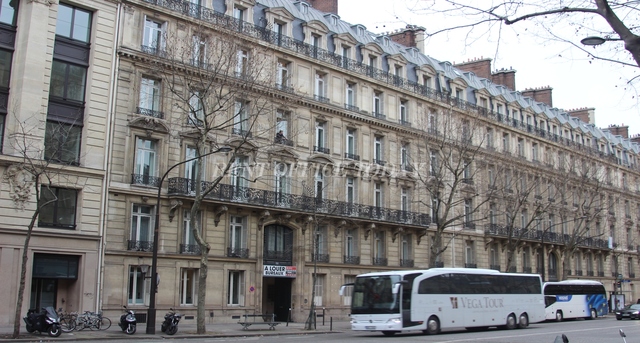 office rent 151 boulevard haussmann-1