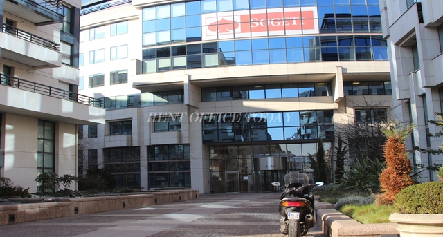 office rent colisee marceau-1