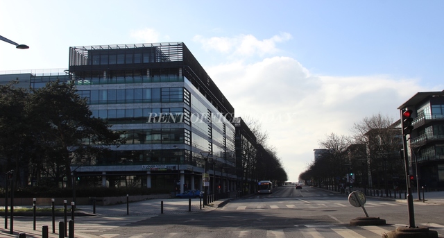 office rent le jade-1