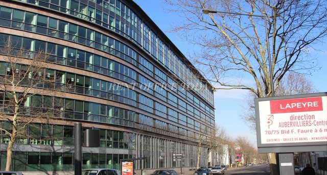 office rent le stadium-1