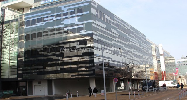 office rent marxbox-1