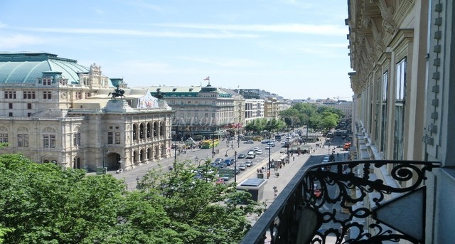office rent opernringof-1