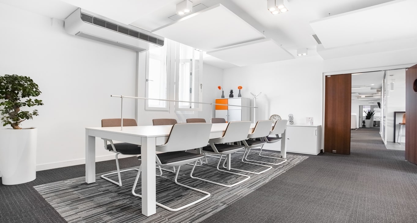 West End Wonders: Navigating Office Rentals in London's Entertainment Heart
