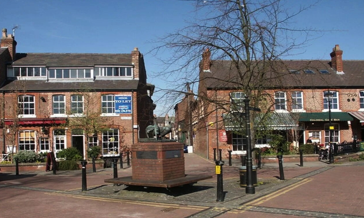 Rent office Altrincham