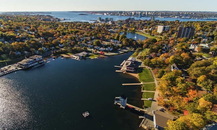 Sewa kantor di Dartmouth