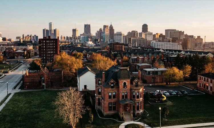 Rent office Detroit