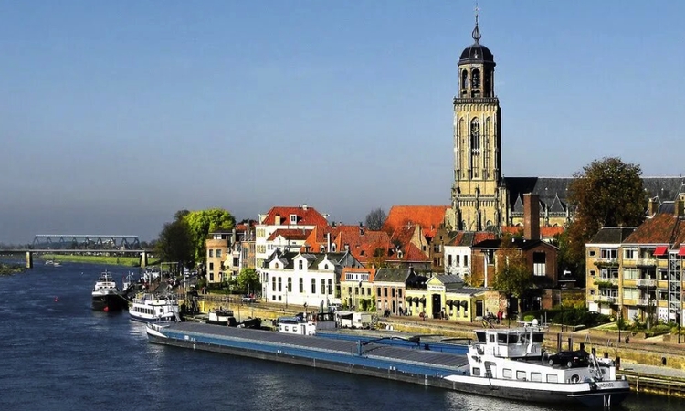 Kiadó iroda Deventer