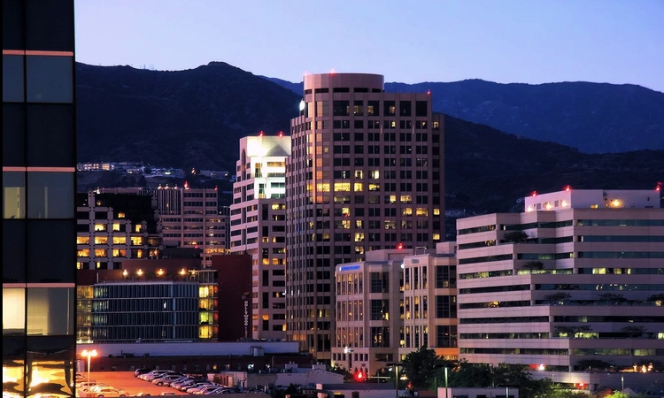 Rent office Glendale