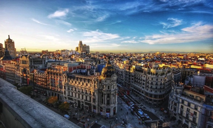Kiadó iroda Madrid