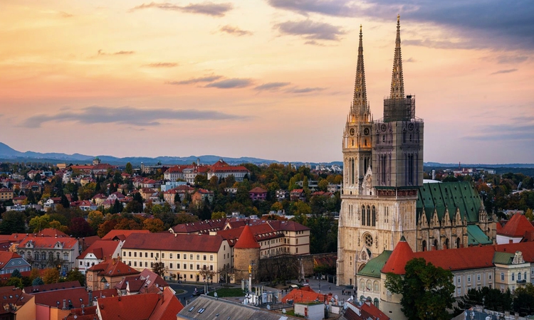 Sewa pejabat di Zagreb
