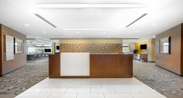 Rent office 11555 Medlock Bridge_2-1