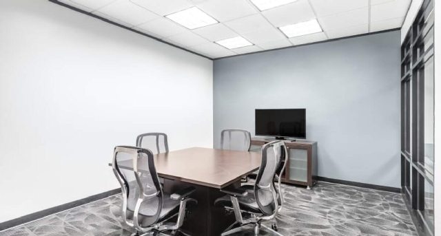 Rent office 13201 Northwest Freeway_1-1