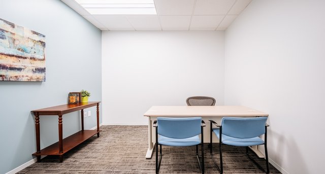 Rent office 1910 Towne Center Boulevard_3-1