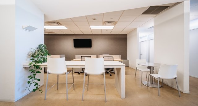 Rent office 1910 Towne Center Boulevard_4-1