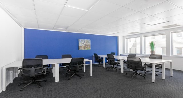 Rent office 1 Victoria Square_1-1