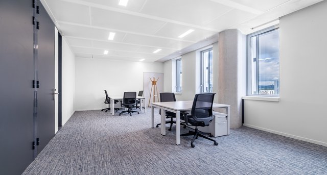 Rent office 1 esplanade Myriam Makeba_5-1
