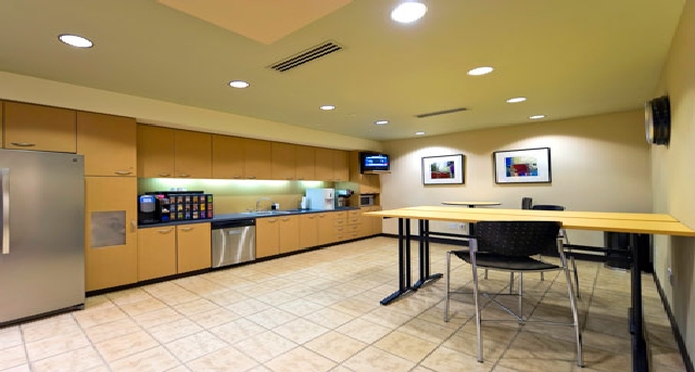 Rent office 2000 Auburn Drive, One Chagrin Highlands_7-1