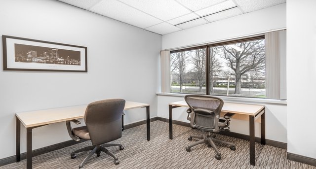 Bureaux à louer 200 Broadhollow Road_1-1