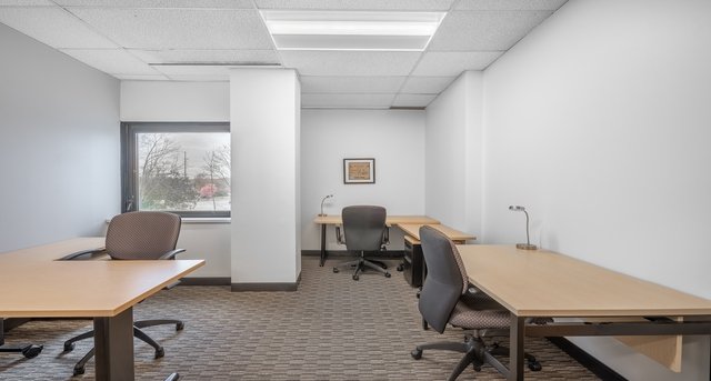 Bureaux à louer 200 Broadhollow Road_5-1