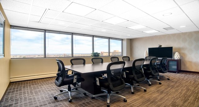 Kiralık Ofis - 200 Union Boulevard_7-1