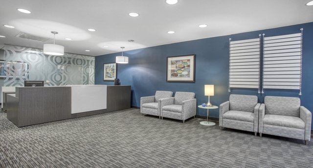 Rent office 20801 Biscayne Boulevard_2-1