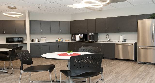 Rent office 2111 Wilson Blvd_3-1