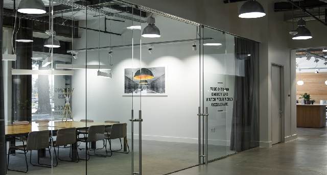 Rent office 242 Linden Street_4-1