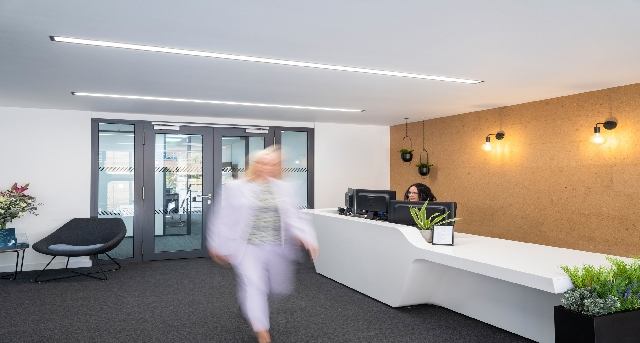 Rent office 28 Baddow Road_2-1