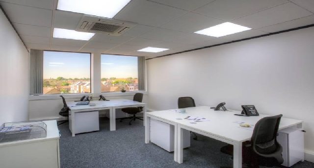 Rent office 28 Baddow Road_4-1