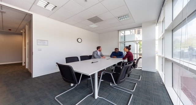 Rent office 2 Falcon Gate_3-1