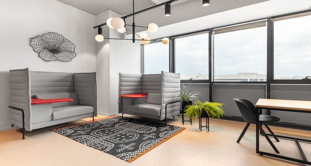 Rent office 2 Oppenheimer Street_1-1