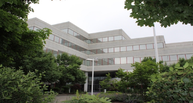 Rent office 3401 Enterprise Place_1-1