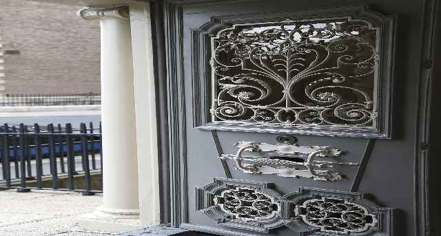 Rent office 38-39 Fitzwilliam Square_1-1