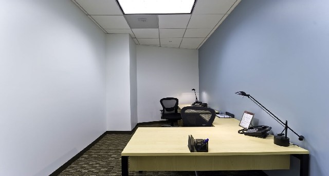 Rent office 401 North Tryon Street_1-1