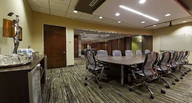 Rent office 401 North Tryon Street_3-1