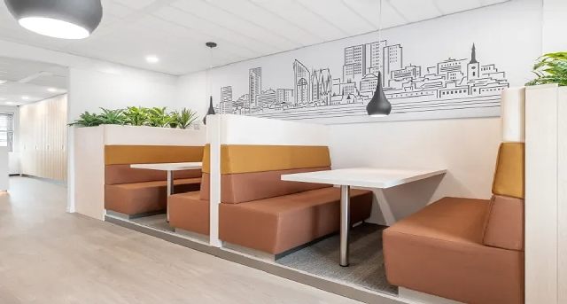 Rent office 4037 E Independence Blvd_1-1