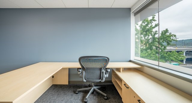 4040 Civic Center Drive_3 임대 사무실-1