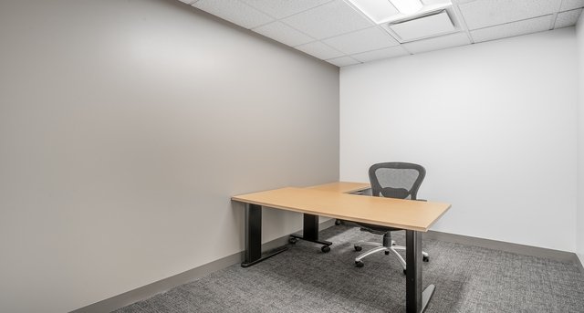 4040 Civic Center Drive_5 임대 사무실-1