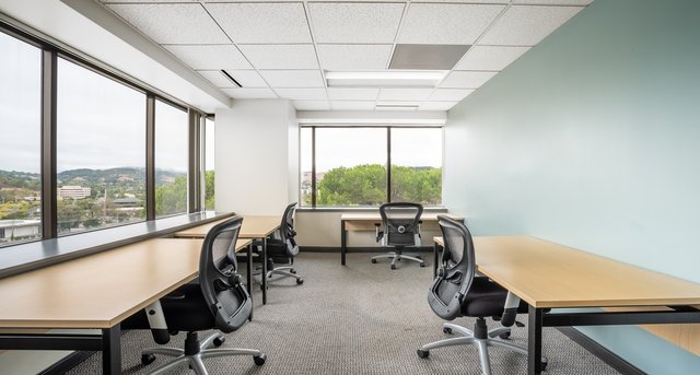 4040 Civic Center Drive_6 임대 사무실-1