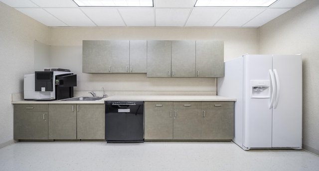 Rent office 4870 Sadler Road_4-1