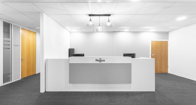 Rent office 4 Imperial Place_2-1