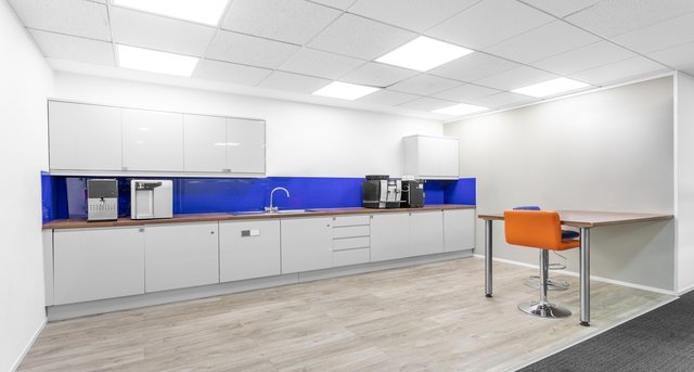 Rent office 4 Imperial Place_4-1