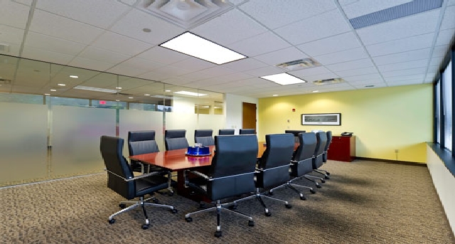 Kantoor te huur 6100 Oak Tree Boulevard_6-1