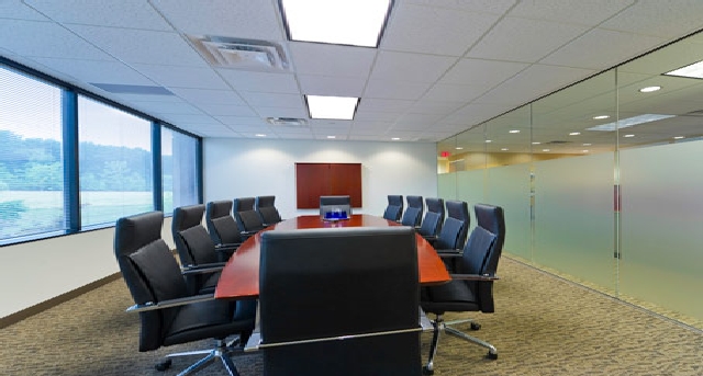 Kantoor te huur 6100 Oak Tree Boulevard_7-1