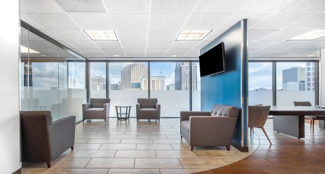 Rent office 650 Poydras Street_1-1