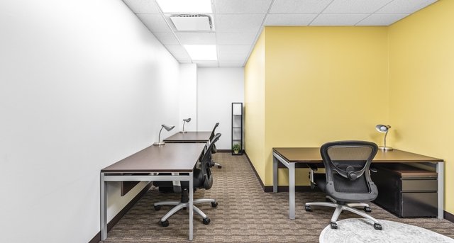 8530 Eagle Point Boulevard_4 임대 사무실-1