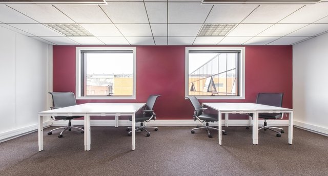 Rent office 8 esplanade Compans_3-1